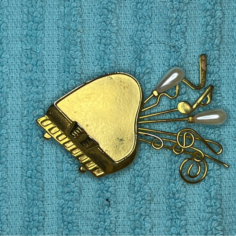Gold tone Piano Brooch with Pearl Accents